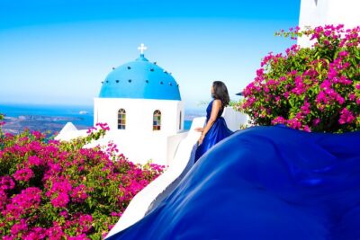 1-Hour Flying Dress Photoshoot, Instagram spots - Picking the right dress colors and wearing the right base layer