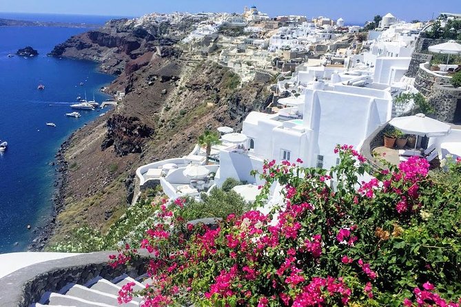 6-Hour Private Best of Santorini Experience - Stop 3: Oia without turning it into a stampede