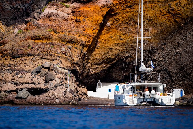 Beautiful Day Catamaran Caldera Cruise incl. Meal & Drinks - Who This Tour Fits Best (and Who Might Want to Skip It)