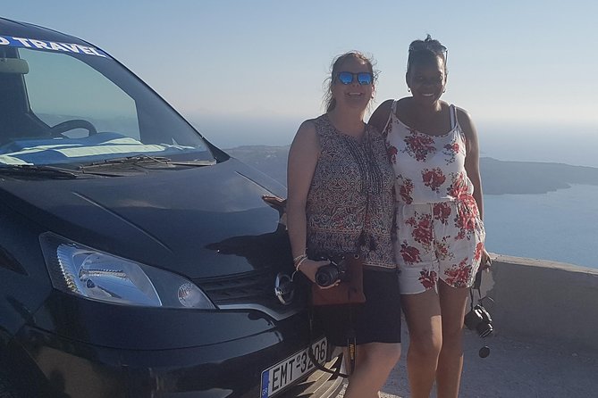 Best of Santorini Customized Private Tour - How Oia Works: Sunset Timing and Blue-Dome Photo Stops