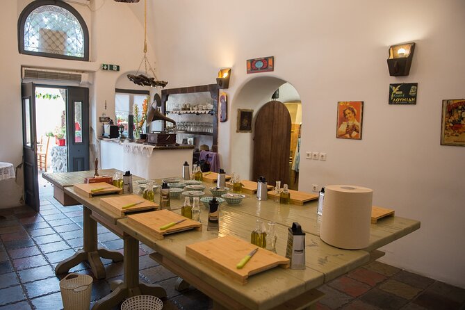 Cooking Class in Traditional cave house in Santorini! - The Cave House Setting in Megalochori: More Than a Photo Stop