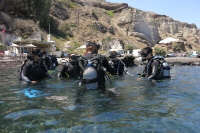 Discover Scuba Diving in the Caldera of the Volcano in Santorini - Your start times and the real on-the-clock plan