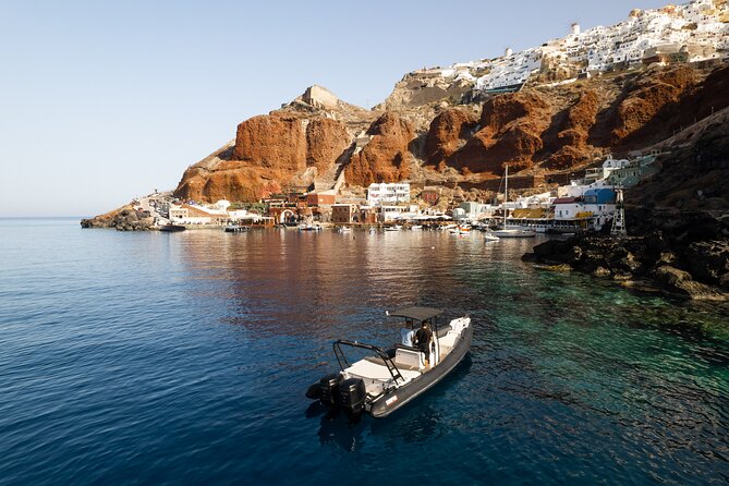 Exclusive cruise experience in Santorini - Volcano Time on Palea and Nea Kameni