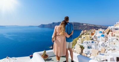 Fira: Traditional Villages Guided Day Trip with Oia Sunset - Akrotiri: the buried Minoan city you’ll remember for its details