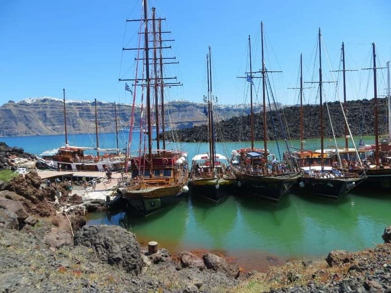 From Thera: Thirasia Cruise w/ Volcano Hike and Hot Springs - Getting There From Central Thera to Athinios Port
