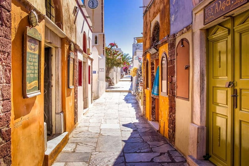 Heraklion: Guided Santorini Day Trip with Ferry Cruise - Returning to Crete: coach drop-offs and a full-day finish