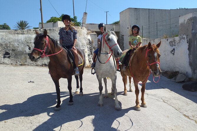 Horse Riding: Explore Secret Thera - Photo moments: how to get the best pictures without rushing