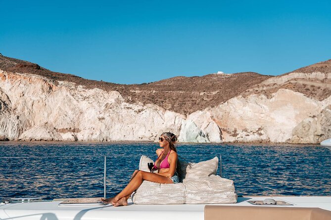 Luxury Santorini Catamaran Cruise: Lunch, BBQ, Drinks, Transfers - Timing and comfort: a 5-hour plan that still leaves room to breathe
