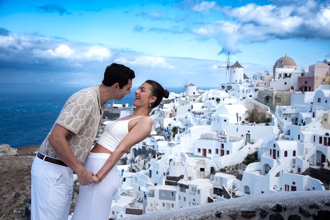 Photoshoot in Santorini Oia - Price and value for up to 5 people