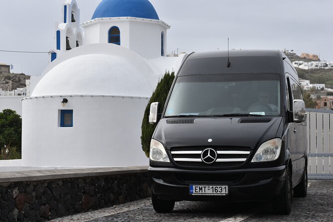 Private Custom Land Tour in Santorini with a Local - Oia in 45 minutes: castle views, narrow lanes, and blue-domes