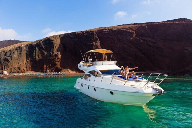 Private Motor Yacht Cruise with BBQ, Open Bar & Transfers - Why this private yacht cruise works better than the big-bus version