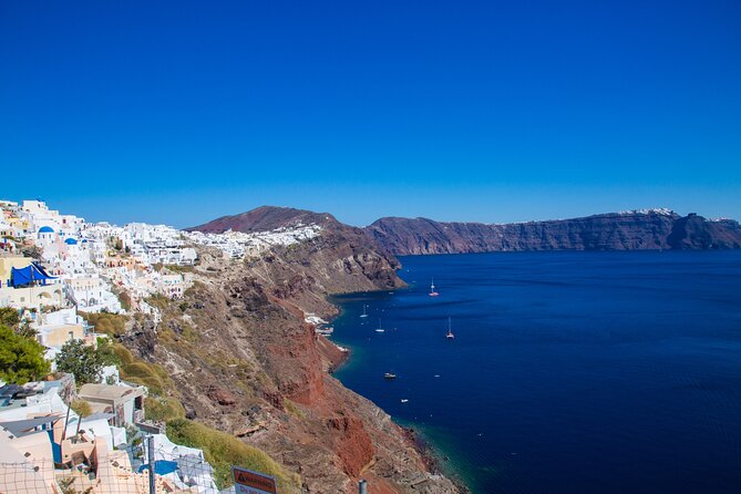 Private Santorini Sightseeing Tour – Customizable,Cruise Friendly - The scenic drive to Oia: views from the window count