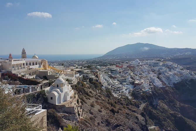 Santorini: 4hr Small Group Caldera Hike from Fira to Oia - Snacks, water, and the no-lunch reality