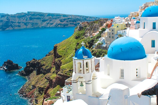 Santorini Classic Highlights and Sightseeing Private Tour - Red Beach and Akrotiri: prehistoric excavations plus lighthouse photos