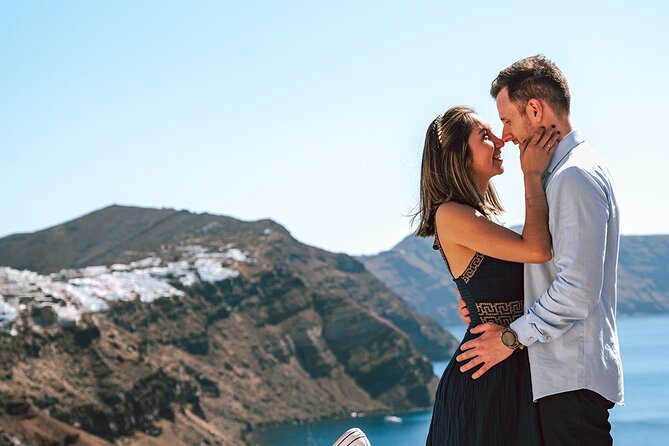 Santorini: Customized Private Photoshoot Walk in Oia - Your Photo Delivery: What 15–50 Edited Photos Means