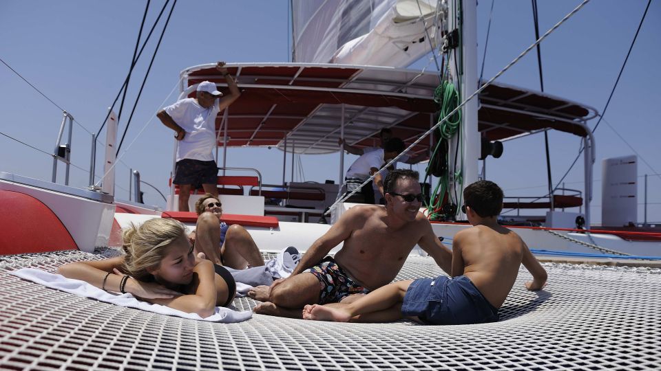 Santorini: Dream Catcher 5-hour Sailing Trip in the Caldera - BBQ Lunch in a Secluded Bay: Food, Drinks, and Allergy Help