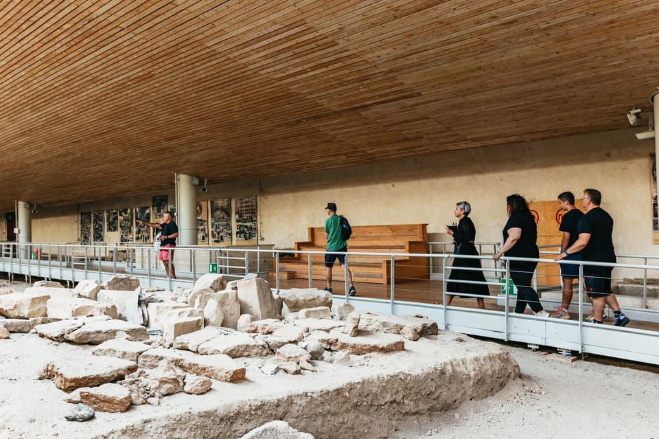 Santorini: Experience Akrotiri with a Licensed Tour Guide - The Wall Paintings Story: What You See vs. What Remains