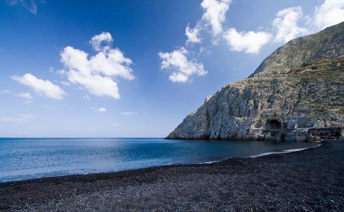 Santorini First-time Visitors Private Tour with Wine Tasting - Quick hits: what you’ll like right away