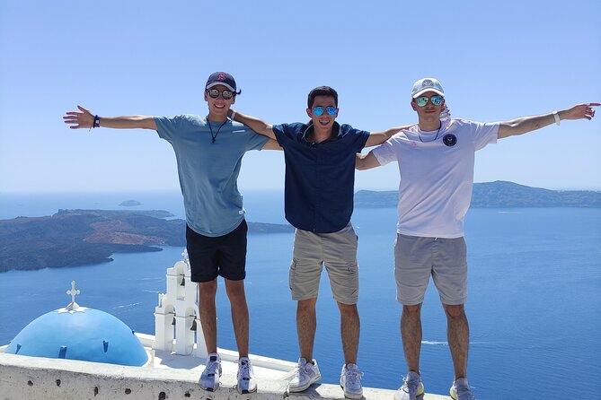 Santorini Highlights Private Tour - Akrotiri Archaeological Site: prehistoric Santorini, and the admission you should expect