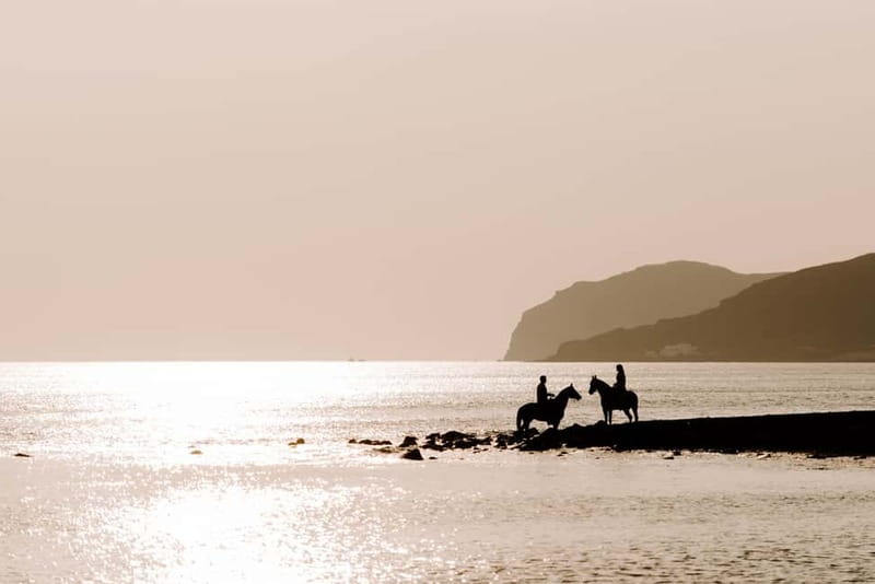 Santorini: Horseback Riding on the Black Sandy Eros Beach - The approach to Eros Beach: when the air changes