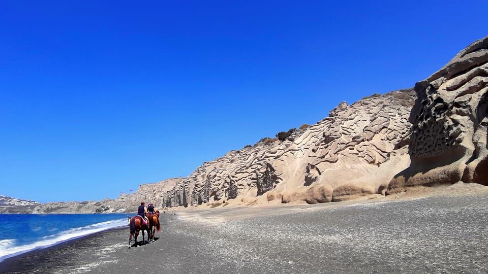 Santorini: Horseback Riding Tour on the Beach - The beach ride: sea breeze, pace, and why the timing is everything