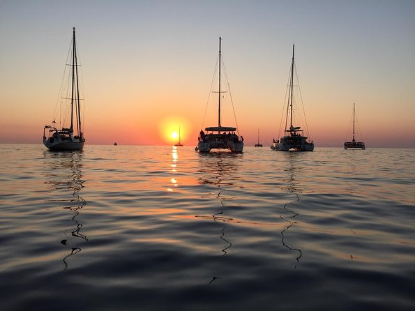 Santorini Luxury Catamaran Sunset Cruise with BBQ, Drink and Transfer - Red Beach and White Beach snorkeling: how to make the most of limited water time