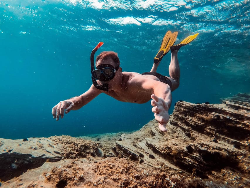 Santorini: Luxury Sunset Cruise with Dinner, BBQ, and Drinks - The 5-hour flow: sightseeing that doesn’t feel rushed