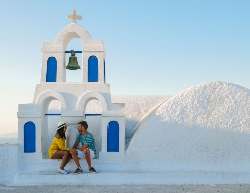 Santorini: Oia Village Professional Photo Shoot - Oia’s blue domes and sea views: why your photos start on the right spot