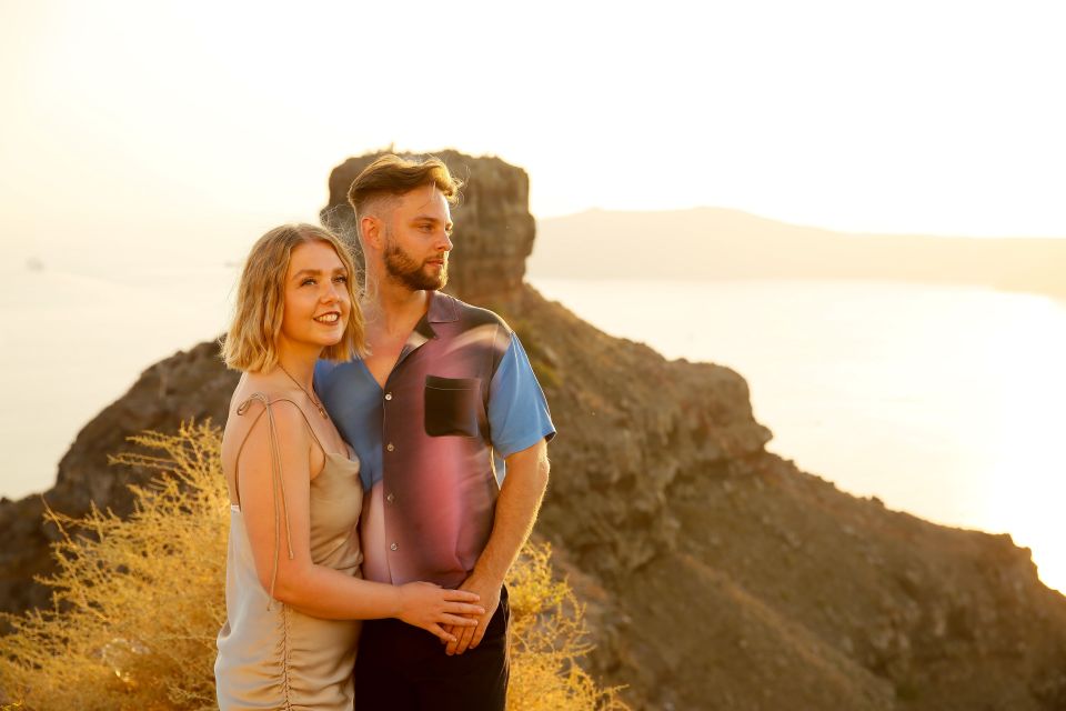 Santorini: Photo Shoot with a Private Vacation Photographer - Choosing locations: Oia, Imerovigli, and custom routes that make sense
