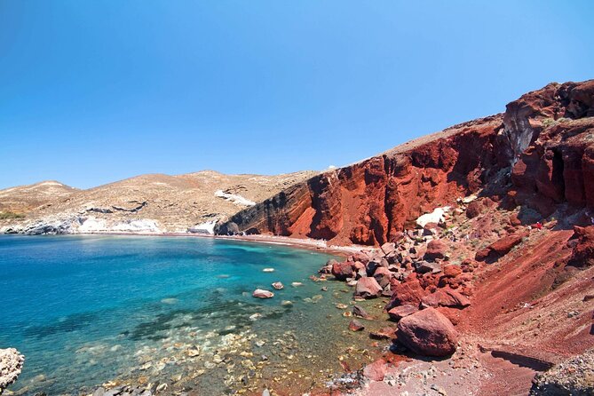 Santorini Popular Destinations - Akrotiri or a wine farm: how to choose your “extra 2 hours”
