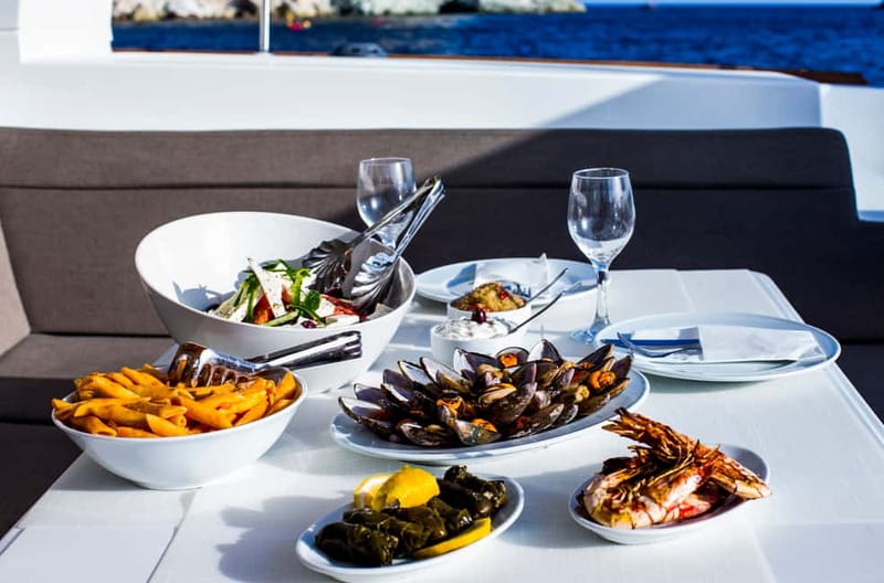 Santorini: Private Catamaran Cruise with BBQ Meal and Drinks - Timing, Group Size, and How Long You Really Need