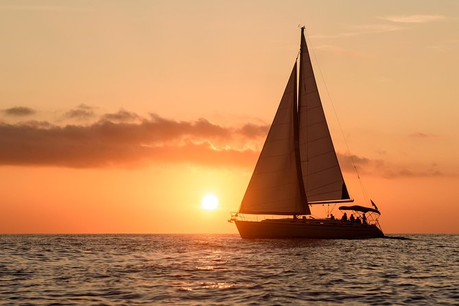 Santorini Private Sunset Sailing Tour with Dinner, Drinks &Transfer included - The Crew and On-Board Comfort: The Real Reason People Rate It So High