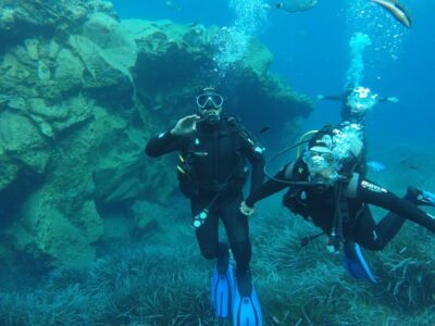 Santorini: Scuba Diving Experience in Caldera for Beginners - Meeting in Emporio and Keeping Your Day Simple (No Hotel Pickup)