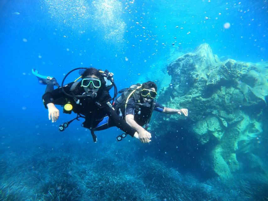 Santorini: Scuba Diving Experience in Caldera for Beginners - What to Bring and the Safety Rules That Affect Real Life