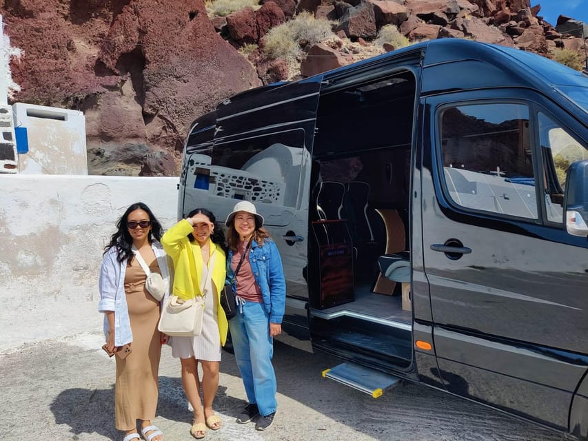 Santorini: Sightseeing Island Tour (Private) - Venetsanos Winery Wine Tasting: Vinsanto, Nichteri, and Assyrtiko