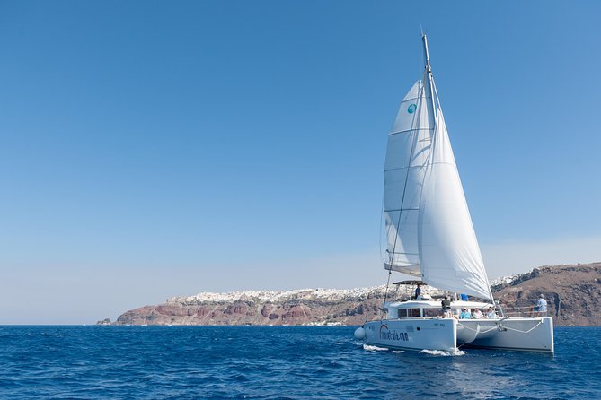 Santorini Small-Group Catamaran Sailing Trip(BBQ,drinks, transfer) - The BBQ spread and drinks: what’s included, and why it’s good value
