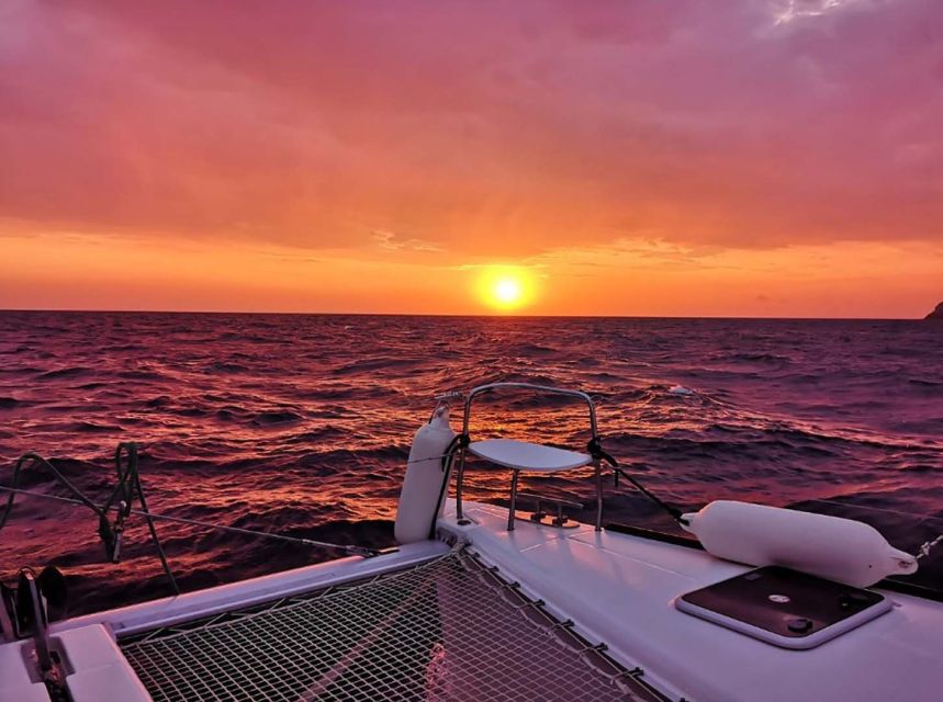 Santorini: Sunset Cruise with Greek Dinner and Transfer - Comfort and Practical Stuff That Makes the Difference