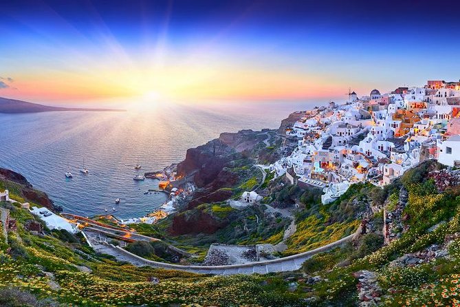 Santorini Sunset Dinner Cruise Including Nea Kameni Visit - On-board comfort: ship layout, shade, and crowding reality