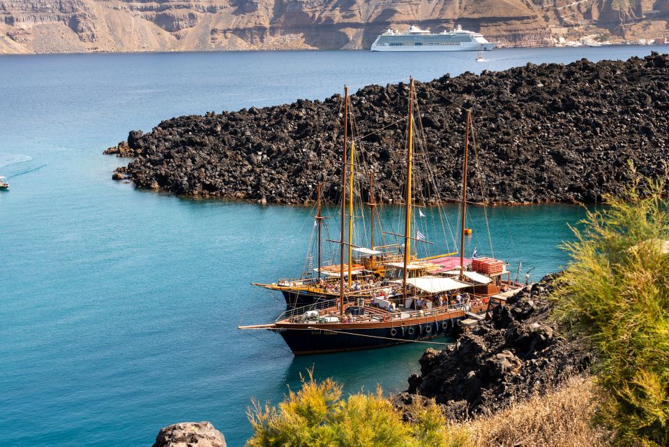Santorini: Volcanic Islands Cruise with Hot Springs Visit - Athinios Port Check-In and the 9:45 Departure Reality