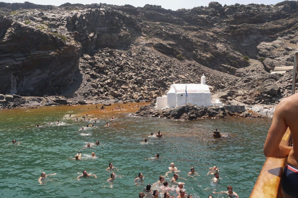 Santorini: Volcanic Sunset Cruise with Dinner - Volcano and hot springs: the 30-minute reality check