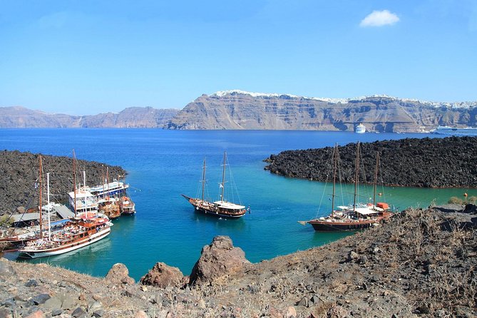 Santorini Volcano Tour - Starting From Fira’s Old Port (and the Athinios Backup)