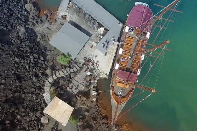 Santorini Volcano Tour - Palea Kameni Hot Springs and Mud Baths in 30 Minutes