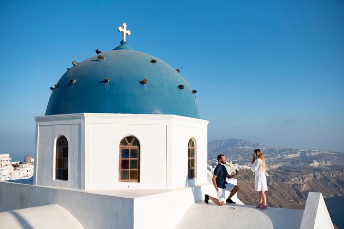 Santorini Walking Tour with a Personal Photographer - Who should book this Santorini walking tour with a personal photographer