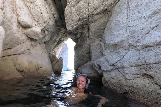 Small-Group Santorini Sea Caves Kayak Trip with Snorkeling & Picnic - The Picnic: Local Organic Food That Actually Feels Like a Break
